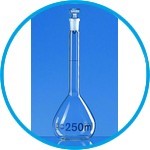 Volumetric flasks, borosilicate glass 3.3, class A, blue graduations, with glass stoppers, incl. ISO individual certificate