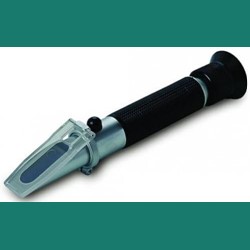 Exacta and Optech Labcenter Hand-Held Refractometer RBC/ATC K 71900