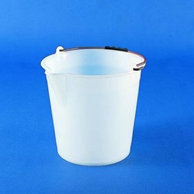 Kartell Bucket with Spout12 l 906